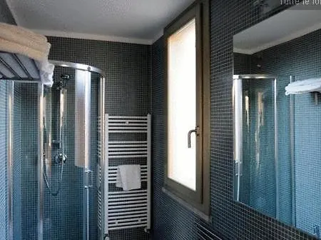 Alloggi Taverna Caorlina Oda ve Kahvaltı 3*